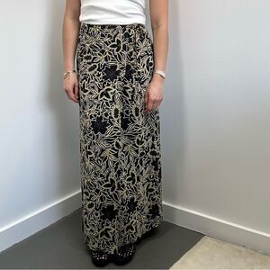 Vintage 90’s Ann Taylor Tan & Black Floral Maxi Wrap Skirt Size S (tag size 6)